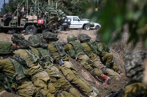 Reservists flock to Gaza border as Israel preps ground invasion